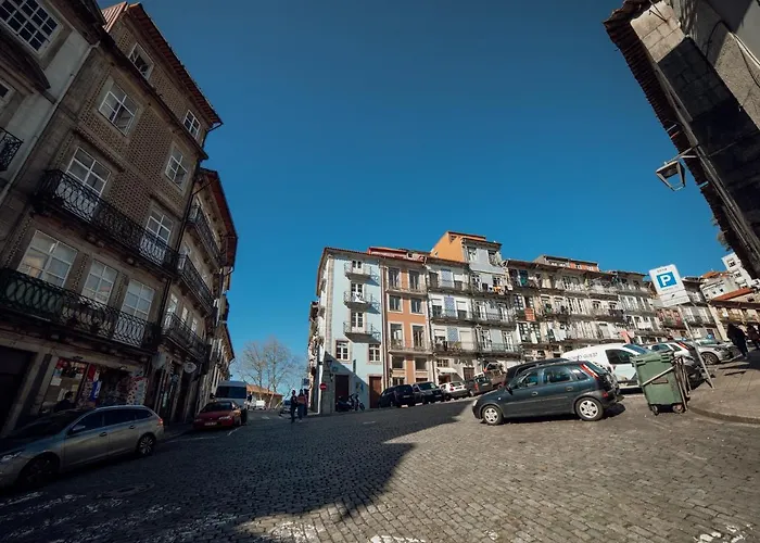 Guest Downtown Taipas