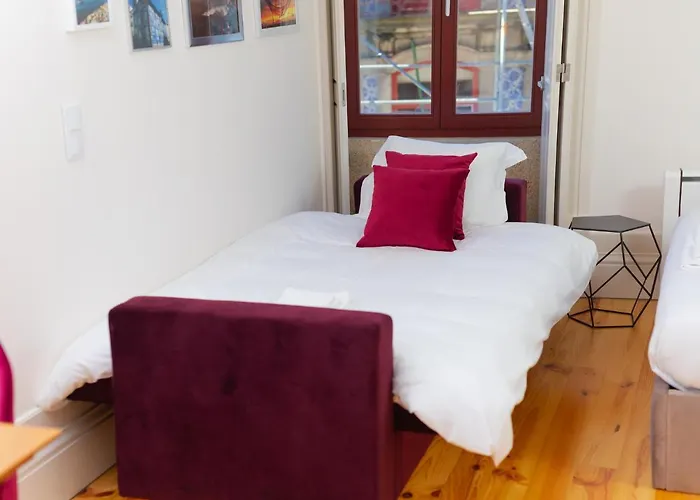 Guest Downtown Taipas