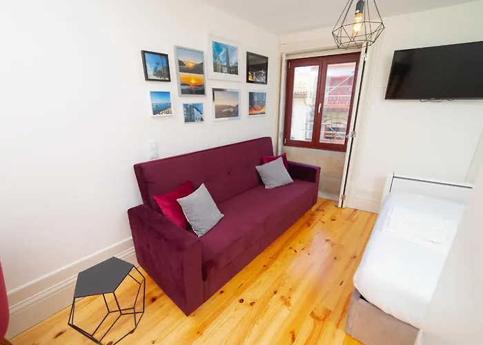 Guest Downtown Taipas *